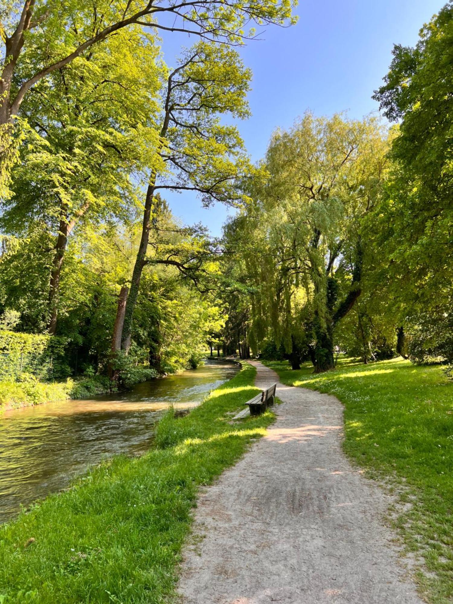 Wuermtalhof Pension & Wirtshaus Munchen Bagian luar foto
